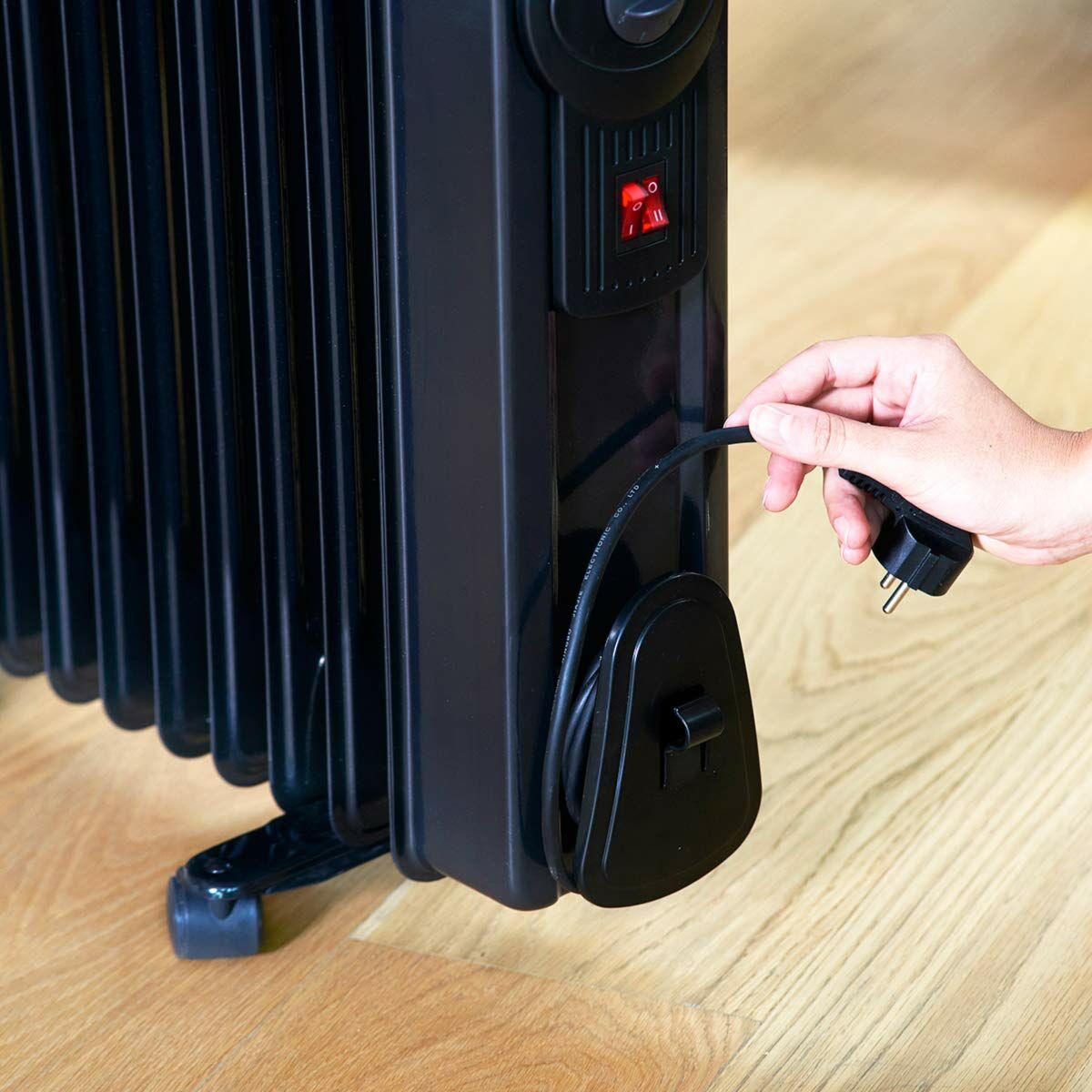 Radiateur à Huile (11 modules) Black & Decker 2300W Noir