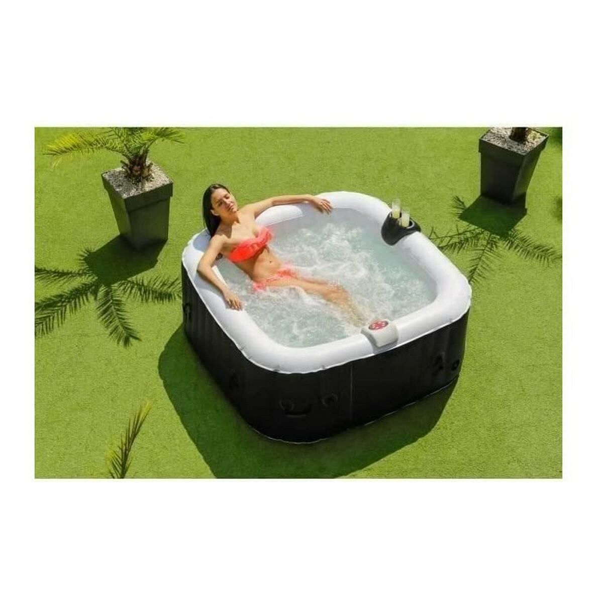 Spa gonflable Sunspa Carré Noir 4 personnes (155 x 155 x 65 cm)