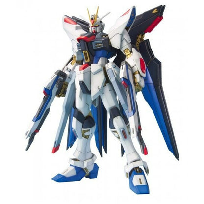 Figurine d’action Bandai STRIKE FREEDOM GUNDAM