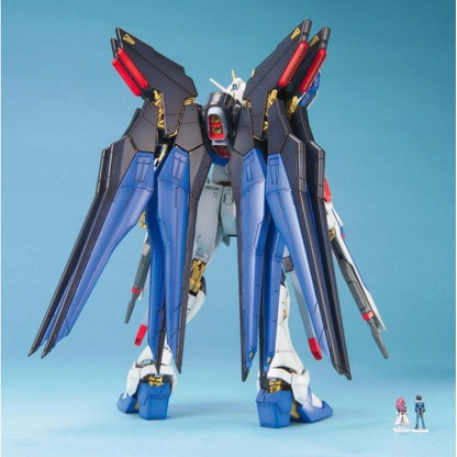 Figurine d’action Bandai STRIKE FREEDOM GUNDAM