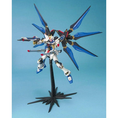 Figurine d’action Bandai STRIKE FREEDOM GUNDAM